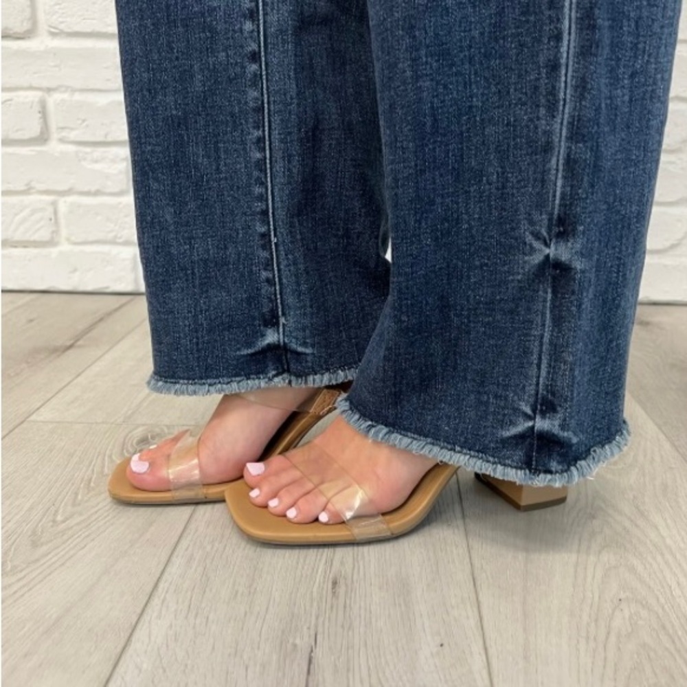 ADDIE MID RISE VINTAGE WASH WIDE LEG JEANS - Picture 4 of 4
